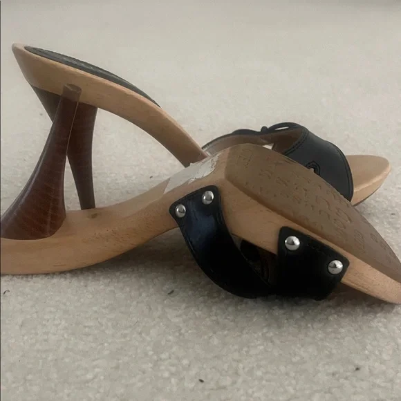 Guess Black and Brown Heeled Sandals - Picture 3 of 3